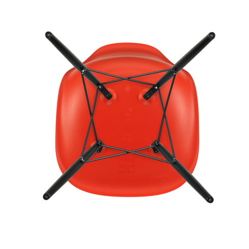 Cadeira Eames em Plástico DSW / Base Maple Preto